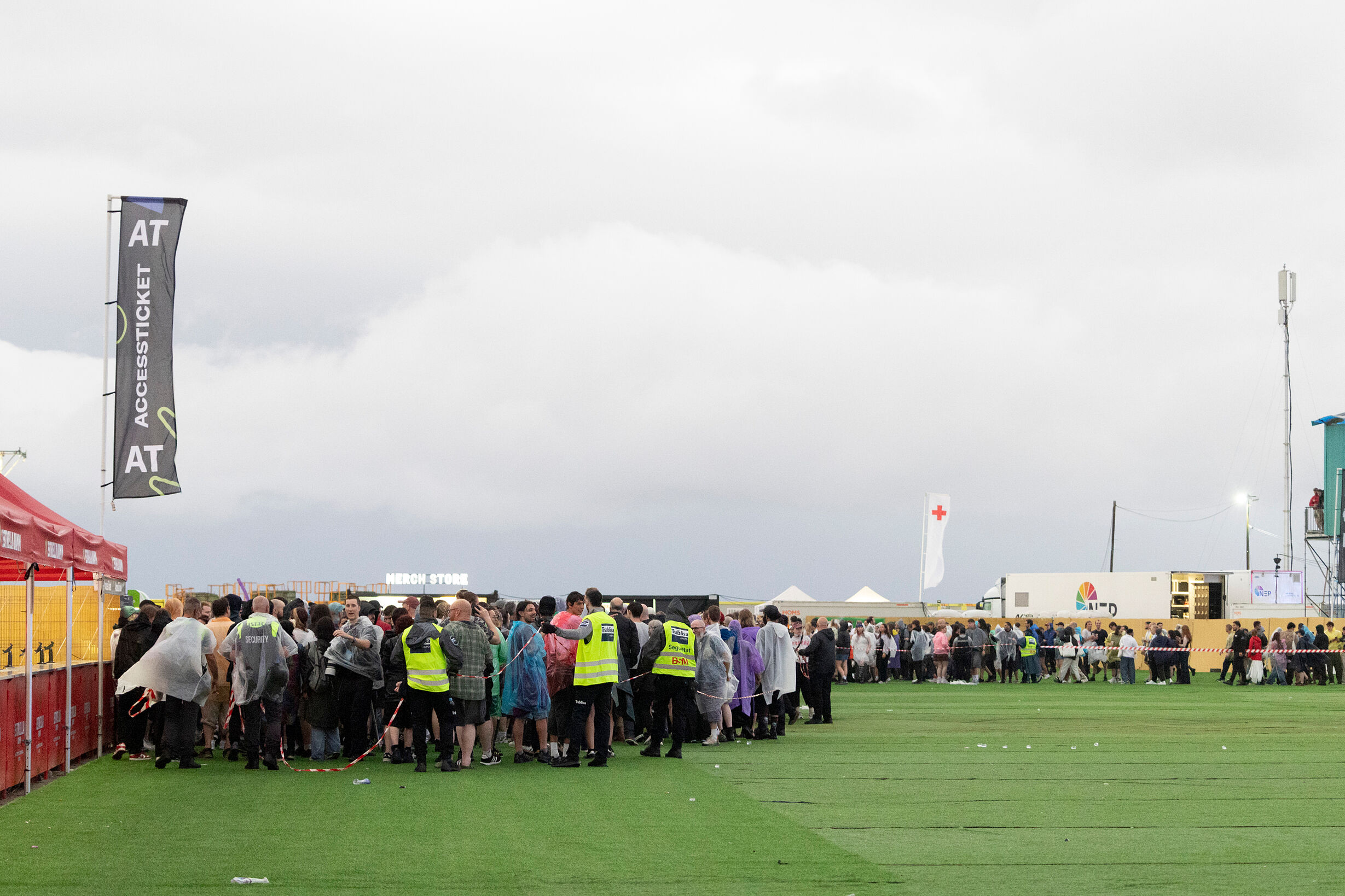 El Primavera Sound suspende los principales conciertos de la primera jornada por una fuerte tormenta
