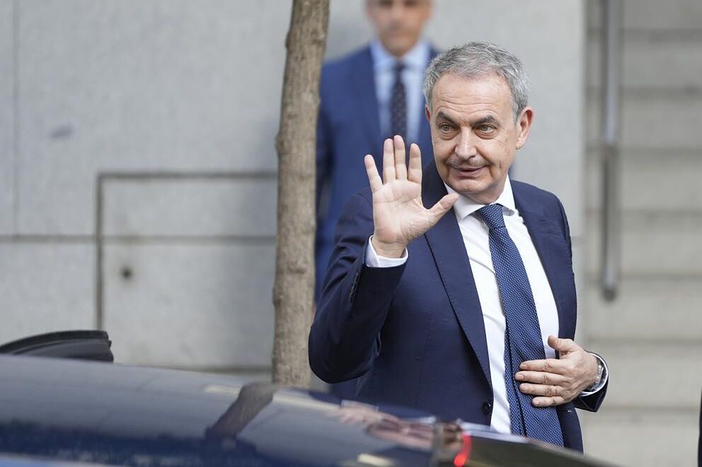 La UDEF detecta que Zapatero cobró 200.000 euros a través de una empresa pantalla por ejercer influencia con Bolivia