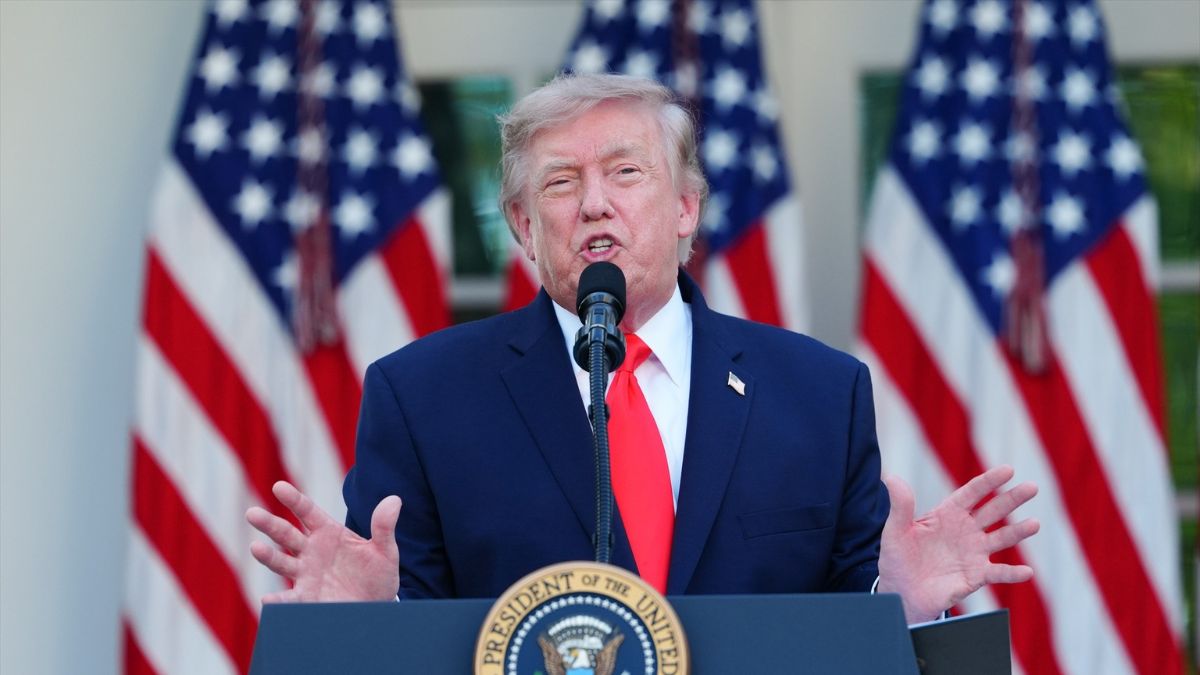 Trump acusa a Irán de una «violación estúpida» del acuerdo tras atacar buques en el Ormuz