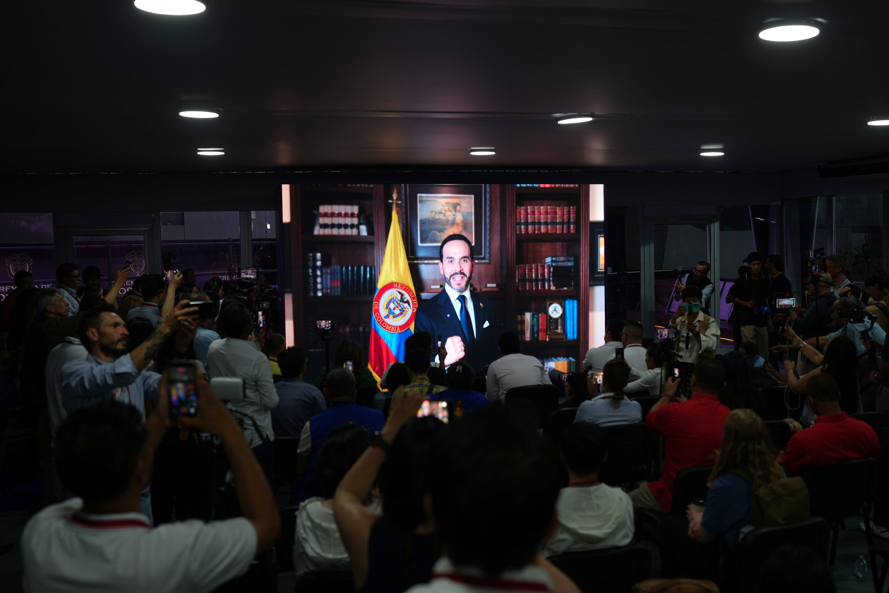 La izquierda colombiana se moviliza contra la toma de posesión de Abelardo de la Espriella