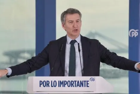 Feijóo presenta un plan de choque con desgravaciones fiscales duplicadas por hijo y 0% de IVA en alimentos básicos