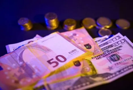 El consumo de los hogares y la inversión impulsan el PIB español al 2,6% interanual